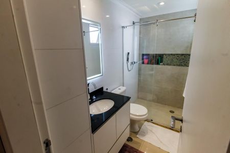 Apartamento à venda com 168m², 3 quartos e 3 vagasBanheiro da Suíte 2