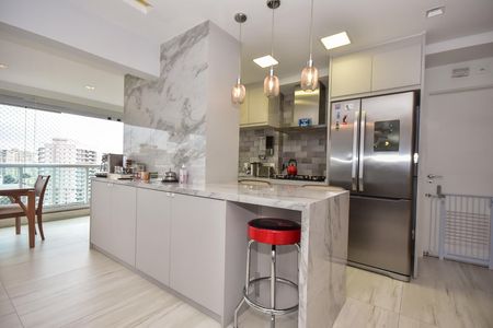 Apartamento à venda com 104m², 2 quartos e 2 vagasCozinha