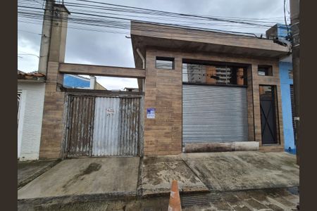 Casa à venda com 300m², 2 quartos e 3 vagasFachada