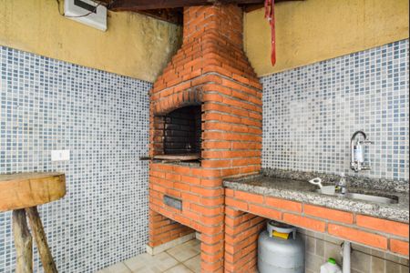 Casa à venda com 300m², 2 quartos e 3 vagasChurrasqueira