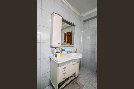 Casa à venda com 300m², 2 quartos e 3 vagasBanheiro da Suíte 2