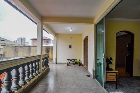 Casa à venda com 300m², 2 quartos e 3 vagasVaranda