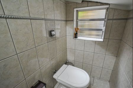 Casa à venda com 300m², 2 quartos e 3 vagasLavabo