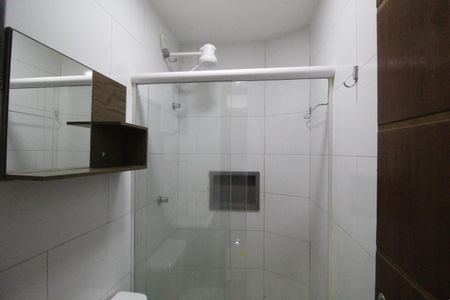 Banheiro de kitnet/studio para alugar com 1 quarto, 40m² em Anil, Rio de Janeiro