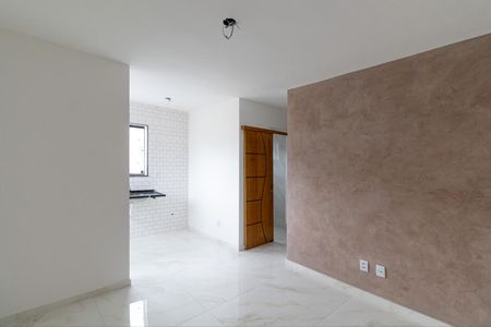 Sala/Cozinha/Área de Serviço  de apartamento à venda com 2 quartos, 47m² em Vila Marieta, São Paulo