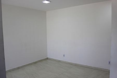 Sala  de apartamento para alugar com 2 quartos, 47m² em Jardim do Triunfo, Guarulhos