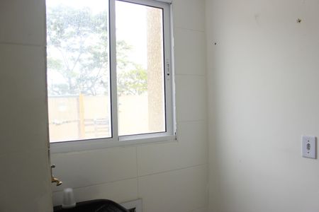 Apartamento para alugar com 47m², 2 quartos e sem vagaCozinha e Área de serviço