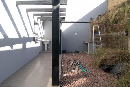 Casa para alugar com 175m², 3 quartos e 2 vagasQuintal