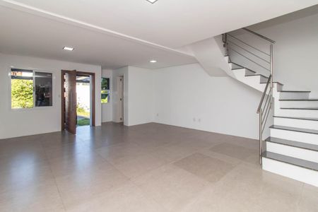 Sala de casa para alugar com 3 quartos, 175m² em Aberta dos Morros, Porto Alegre
