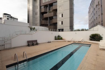 Apartamento à venda com 249m², 4 quartos e 3 vagasPiscina
