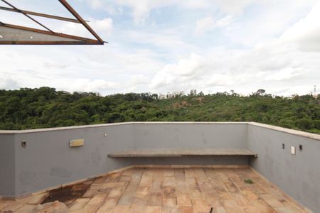 Apartamento à venda com 249m², 4 quartos e 3 vagasCobertura