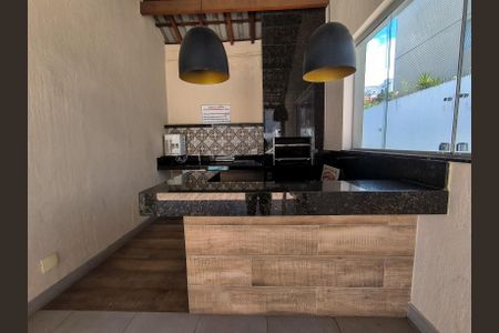 Apartamento à venda com 249m², 5 quartos e 3 vagas Apartamento à venda com 249m², 5 quartos e 3 vagasÁrea comum - Churrasqueira