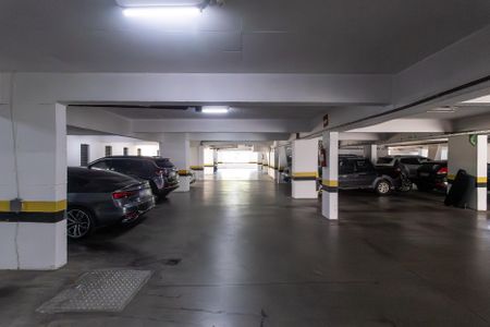 Apartamento à venda com 249m², 5 quartos e 3 vagas Apartamento à venda com 249m², 5 quartos e 3 vagasGaragem