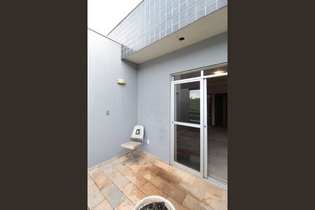 Apartamento à venda com 249m², 4 quartos e 3 vagasVaranda da Suite 2