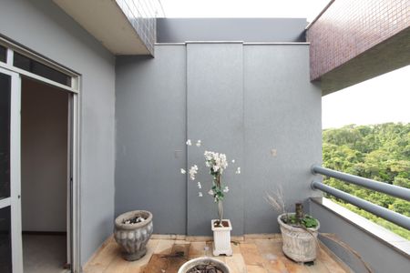 Apartamento à venda com 249m², 4 quartos e 3 vagasVaranda da Suite 2