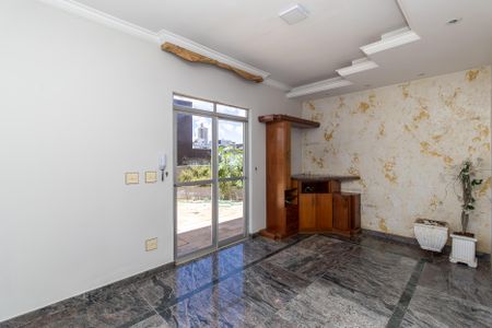 Apartamento à venda com 249m², 5 quartos e 3 vagas Apartamento à venda com 249m², 5 quartos e 3 vagasSala 2