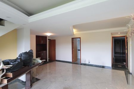 Apartamento à venda com 249m², 4 quartos e 3 vagasSala