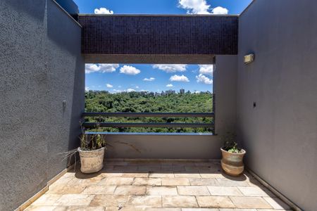 Apartamento à venda com 249m², 5 quartos e 3 vagas Apartamento à venda com 249m², 5 quartos e 3 vagasVaranda do Quarto 4