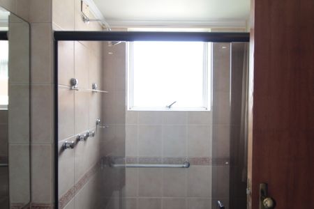 Apartamento à venda com 249m², 4 quartos e 3 vagasBanheiro da Suite 1