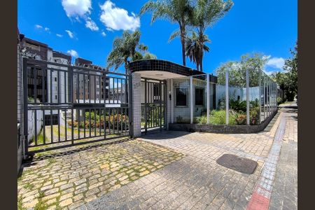 Apartamento à venda com 249m², 5 quartos e 3 vagas Apartamento à venda com 249m², 5 quartos e 3 vagasFachada