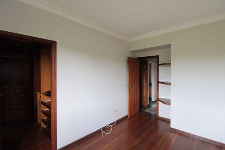 Apartamento à venda com 249m², 4 quartos e 3 vagasSuite 1