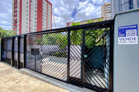 Casa à venda com 150m², 3 quartos e 3 vagasFachada - Plaquinha