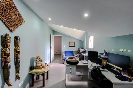 Casa à venda com 150m², 3 quartos e 3 vagasEscritorio