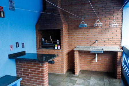 Casa à venda com 234m², 3 quartos e 2 vagas Casa à venda com 234m², 3 quartos e 2 vagasÁrea comum - Churrasqueira