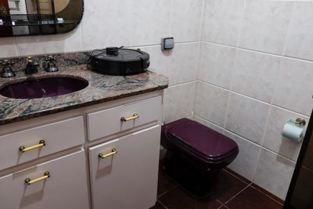 Casa à venda com 234m², 3 quartos e 2 vagas Casa à venda com 234m², 3 quartos e 2 vagasBanheiro da Suíte 3