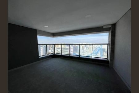 Apartamento à venda com 163m², 3 quartos e 2 vagas Apartamento à venda com 163m², 3 quartos e 2 vagasVaranda