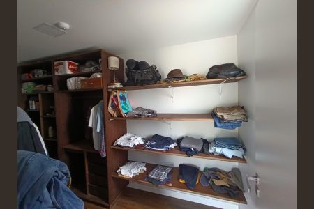 Casa de condomínio para alugar com 277m², 3 quartos e 2 vagasCloset 2