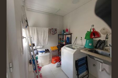 Casa de condomínio para alugar com 277m², 3 quartos e 2 vagasÁrea de Serviço