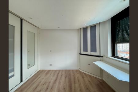 Apartamento para alugar com 183m², 3 quartos e 3 vagas Apartamento para alugar com 183m², 3 quartos e 3 vagasSuíte 3