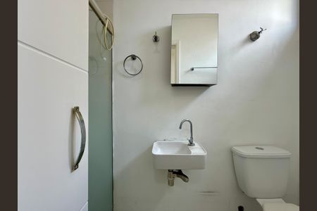 Apartamento para alugar com 183m², 3 quartos e 3 vagas Apartamento para alugar com 183m², 3 quartos e 3 vagasBanheiro de Serviço