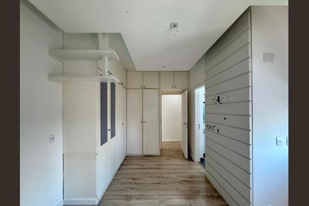 Apartamento para alugar com 183m², 3 quartos e 3 vagas Apartamento para alugar com 183m², 3 quartos e 3 vagasSuíte 2