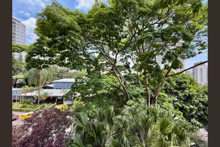 Apartamento para alugar com 183m², 3 quartos e 3 vagas Apartamento para alugar com 183m², 3 quartos e 3 vagasVista