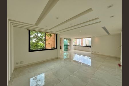 Apartamento para alugar com 183m², 3 quartos e 3 vagas Apartamento para alugar com 183m², 3 quartos e 3 vagasSala