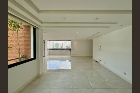 Sala  de apartamento para alugar com 3 quartos, 183m² em Parque Colonial, São Paulo