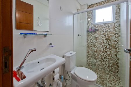 Apartamento para alugar com 75m², 2 quartos e 2 vagas Apartamento para alugar com 75m², 2 quartos e 2 vagasBanheiro da Suíte