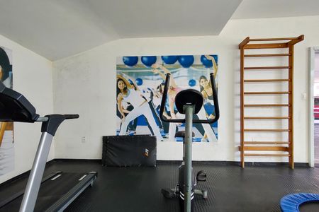 Apartamento para alugar com 75m², 2 quartos e 2 vagas Apartamento para alugar com 75m², 2 quartos e 2 vagasÁrea comum - Academia