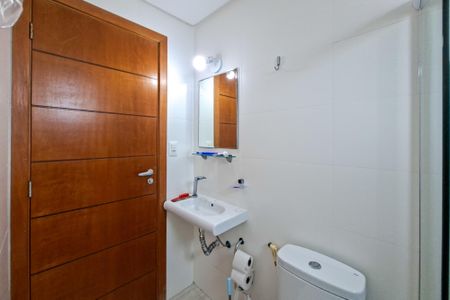 Apartamento para alugar com 75m², 2 quartos e 2 vagas Apartamento para alugar com 75m², 2 quartos e 2 vagasBanheiro da Suíte