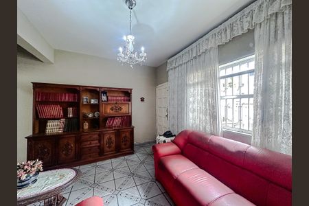 Casa à venda com 156m², 3 quartos e 1 vaga Casa à venda com 156m², 3 quartos e 1 vagaSala