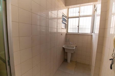 Apartamento à venda com 108m², 3 quartos e 1 vagaÁrea de Serviço