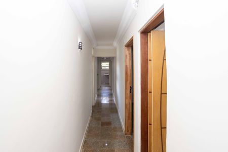 Casa para alugar com 380m², 6 quartos e 2 vagasCorredor