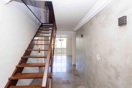 Casa para alugar com 380m², 6 quartos e 2 vagasHall