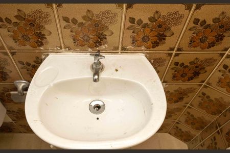 Casa para alugar com 380m², 6 quartos e 2 vagasBanheiro Social 2