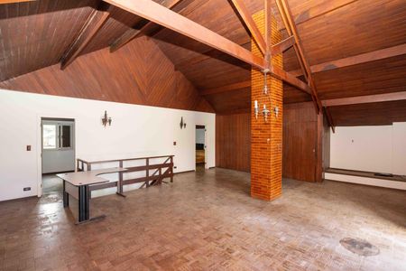 Casa para alugar com 380m², 6 quartos e 2 vagasSalão de Festas