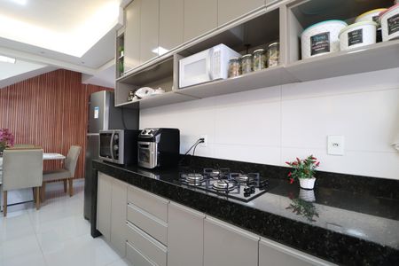 Apartamento para alugar com 180m², 2 quartos e 2 vagasCozinha