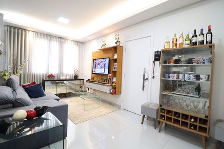 Apartamento para alugar com 180m², 2 quartos e 2 vagasSala