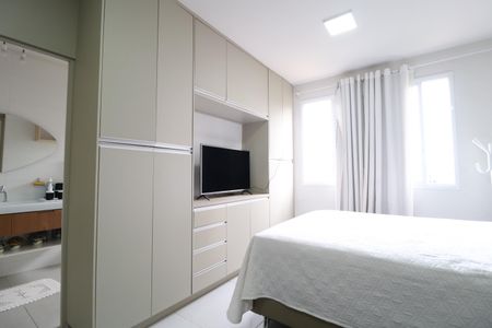 Apartamento para alugar com 180m², 2 quartos e 2 vagasSuíte
